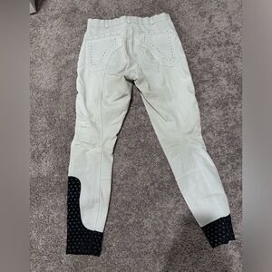 Size 38 women’s white show breeches